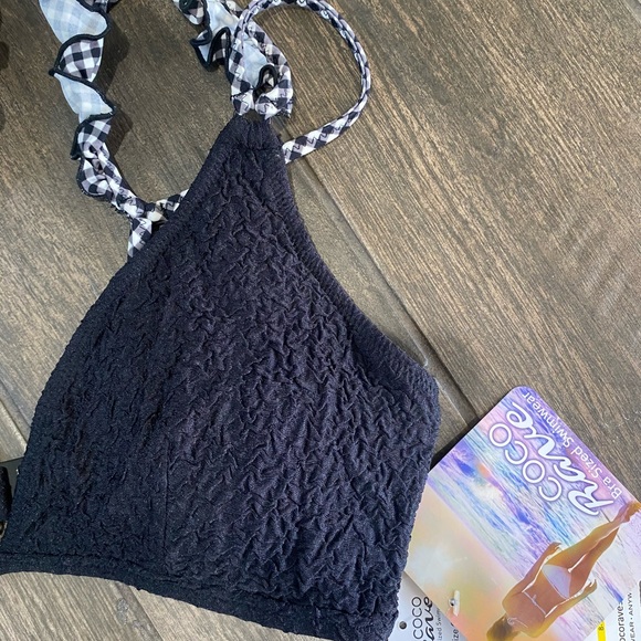 Black and White Bikini Top Medium - Picture 6 of 9